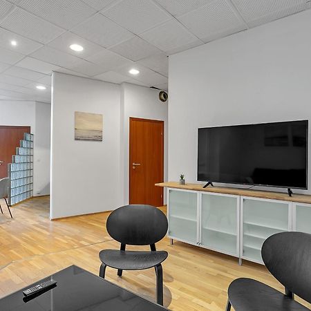 Bright Apartment In The Heart Of The City! Reykjavík Eksteriør billede