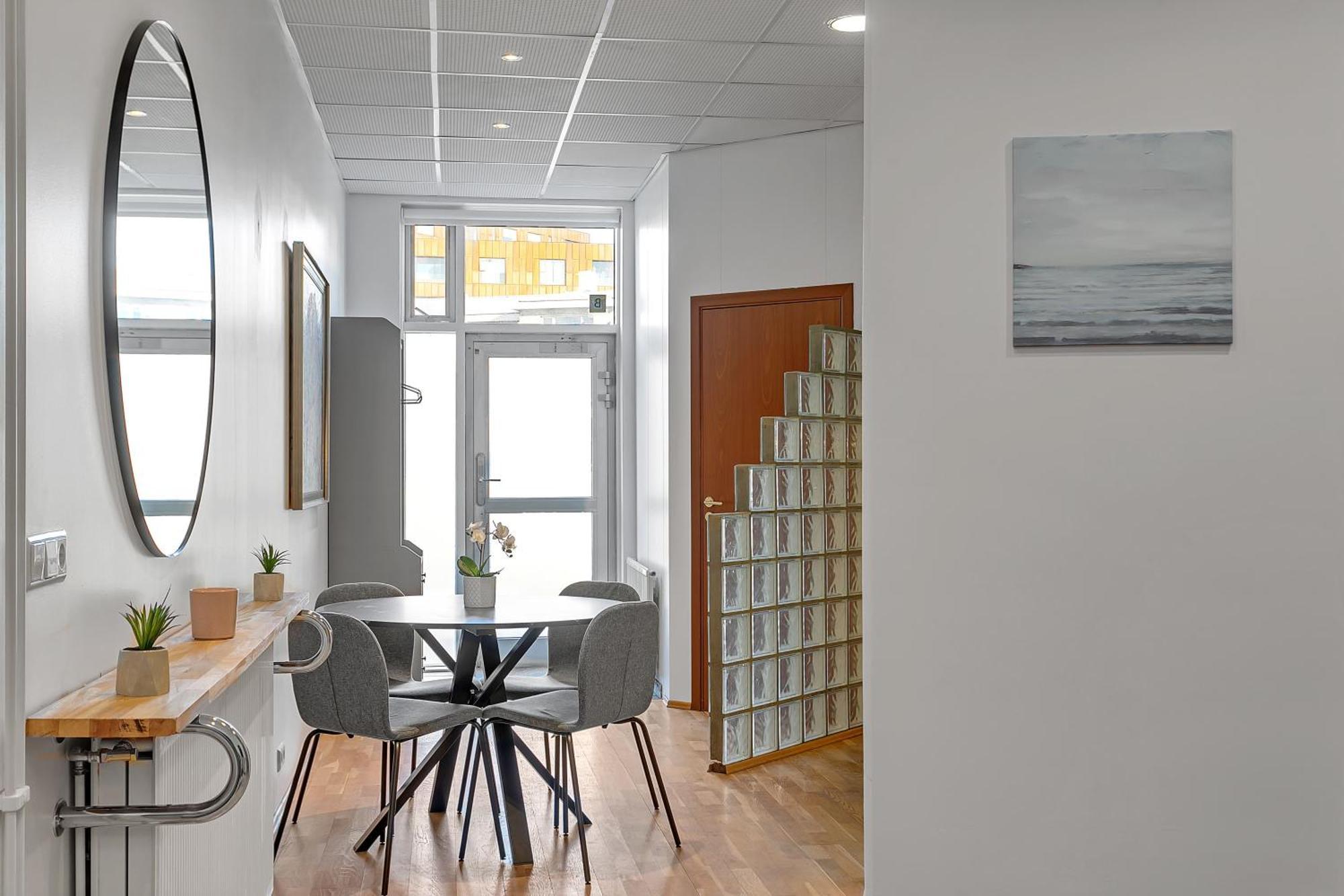 Bright Apartment In The Heart Of The City! Reykjavík Eksteriør billede